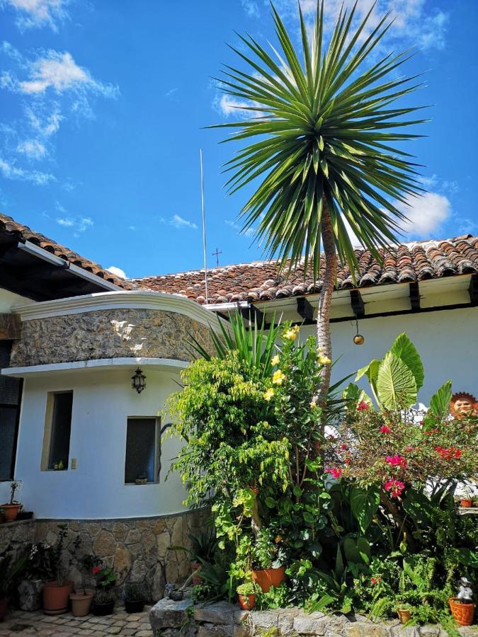Hotel Posada Casa Juana San Cristóbal de Las Casas Екстериор снимка
