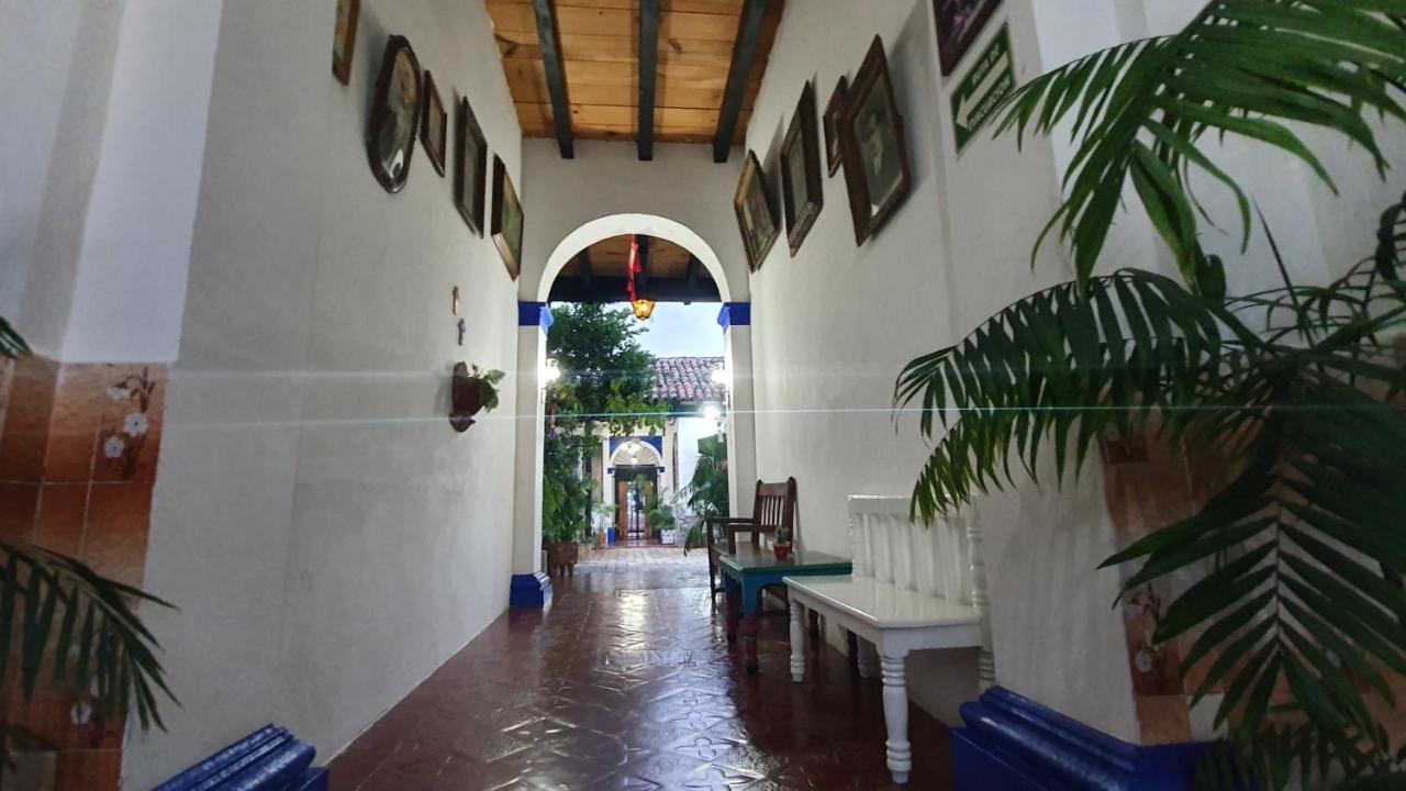 Hotel Posada Casa Juana San Cristóbal de Las Casas Екстериор снимка
