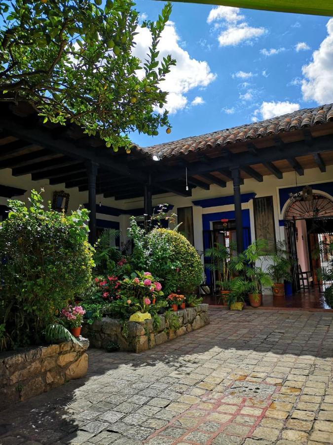 Hotel Posada Casa Juana San Cristóbal de Las Casas Екстериор снимка